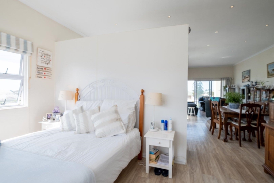To Let 1 Bedroom Property for Rent in Kidds Beach Eastern Cape